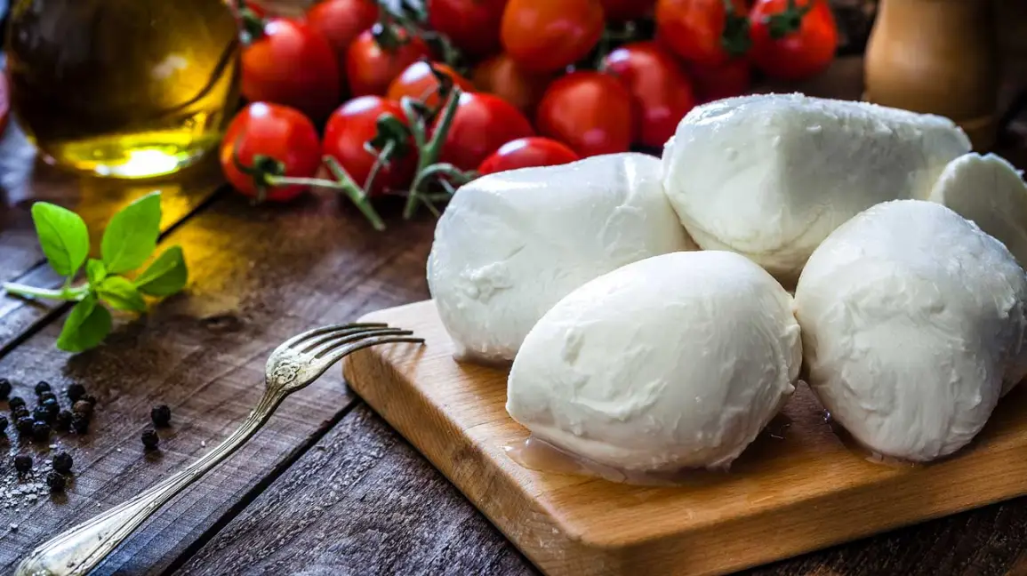 Phô mai tươi - Loại thực phẩm cung cấp rất nhiều men vi sinh tốt cho cơ thể