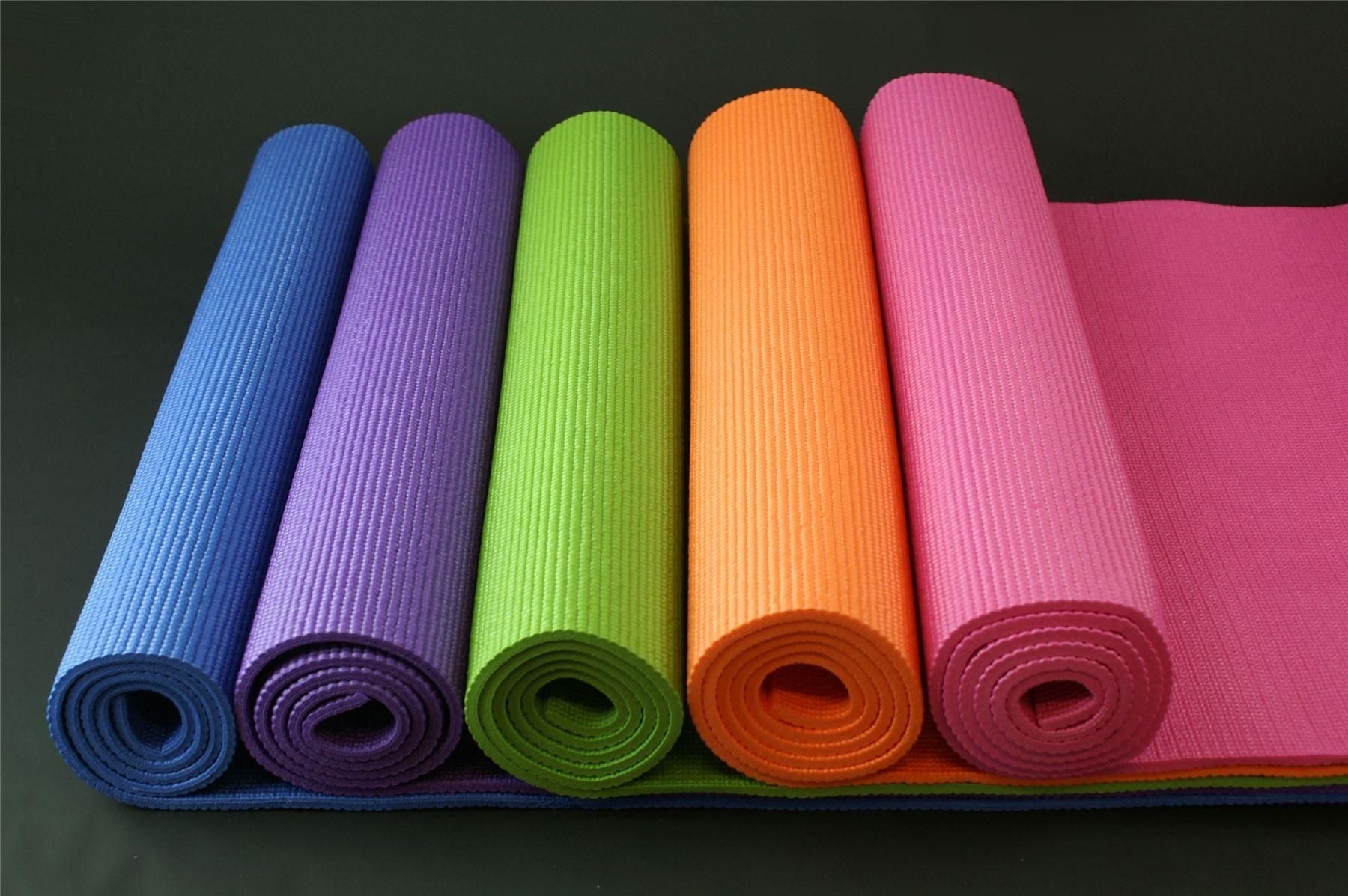 Thảm yoga PVC - rẻ nhưng cũng tiềm ẩn nhiều nguy cơ
